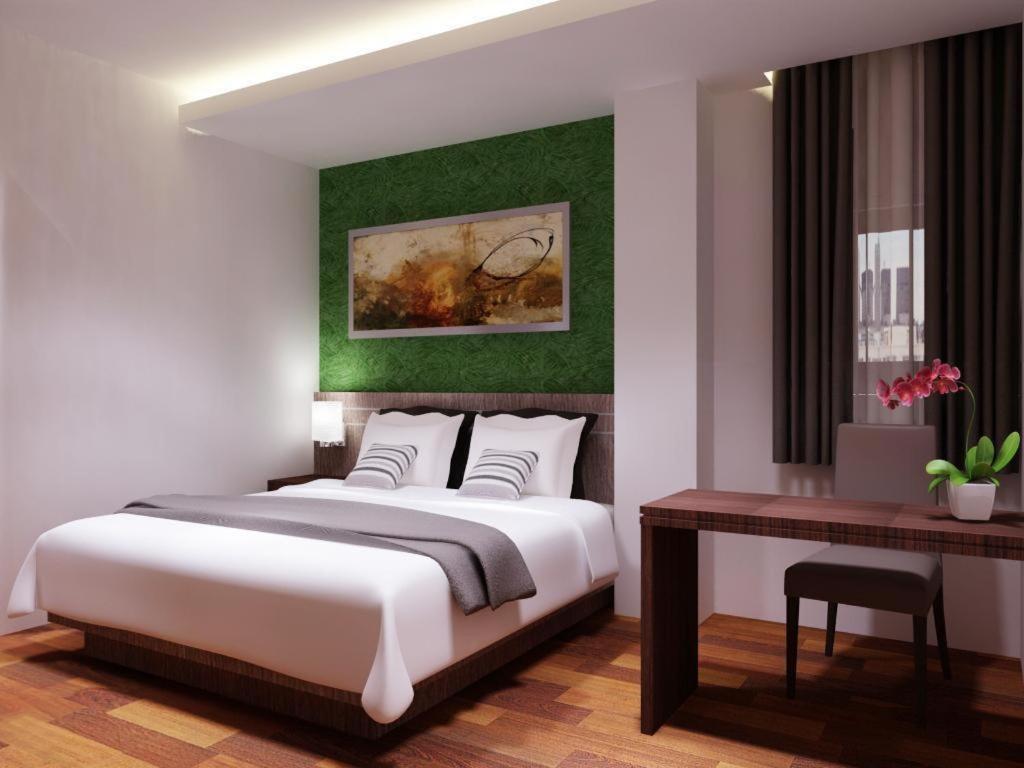 Neotel Hotel City Centre Tanjung Redep Exterior foto
