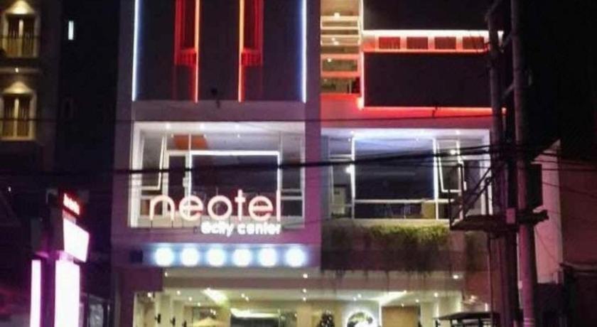 Neotel Hotel City Centre Tanjung Redep Exterior foto