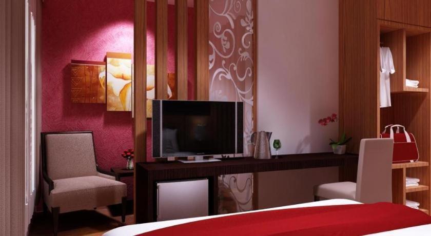 Neotel Hotel City Centre Tanjung Redep Exterior foto