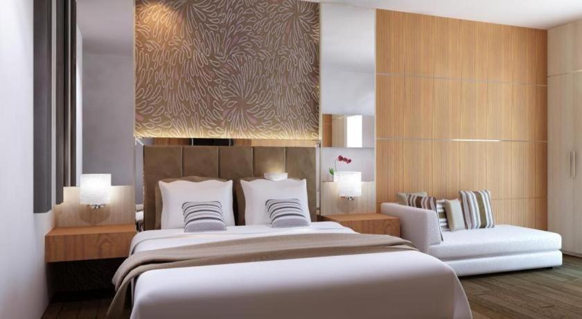 Neotel Hotel City Centre Tanjung Redep Exterior foto